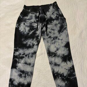Lululemon Warm Down Jogger - "Earth Dye" tie-dye - size 4